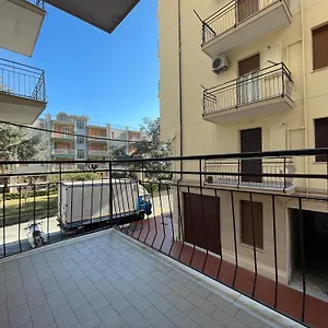 50 Metri Dal Mare - Free Parking E A/c Appartement